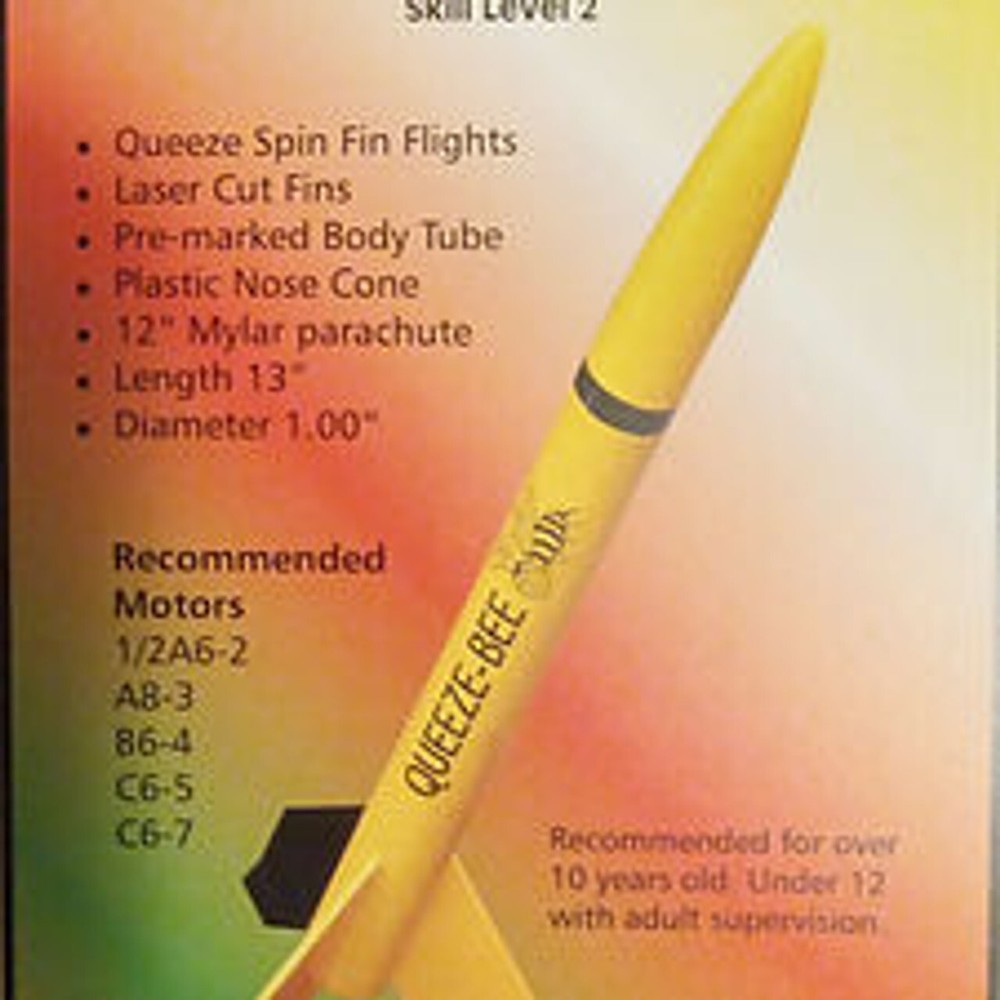 Starlight Flying Model Rocket Kit Queeze-Bee STR 7825