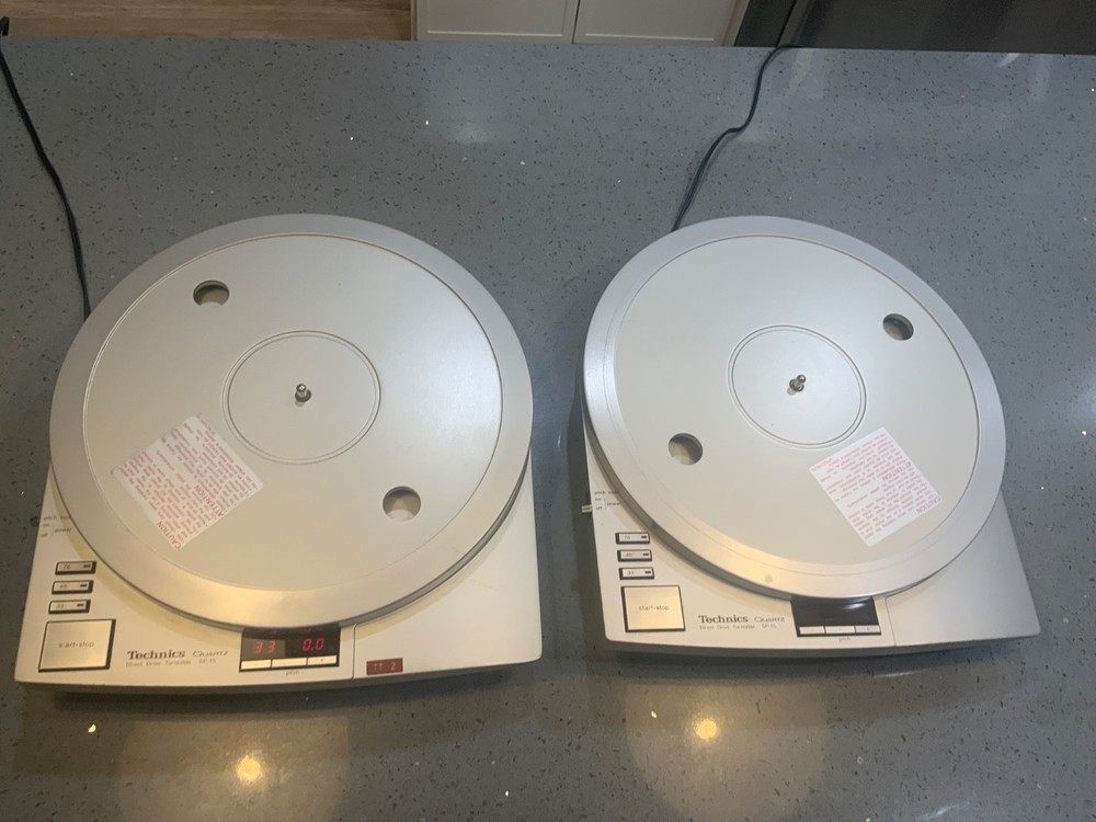(2) Technics SP-15 Turntable, work perfectly