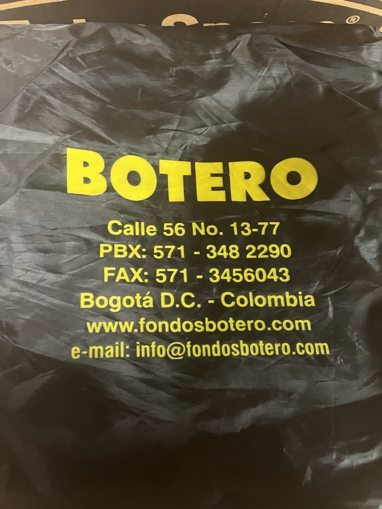 Botero Muslin Backdrop