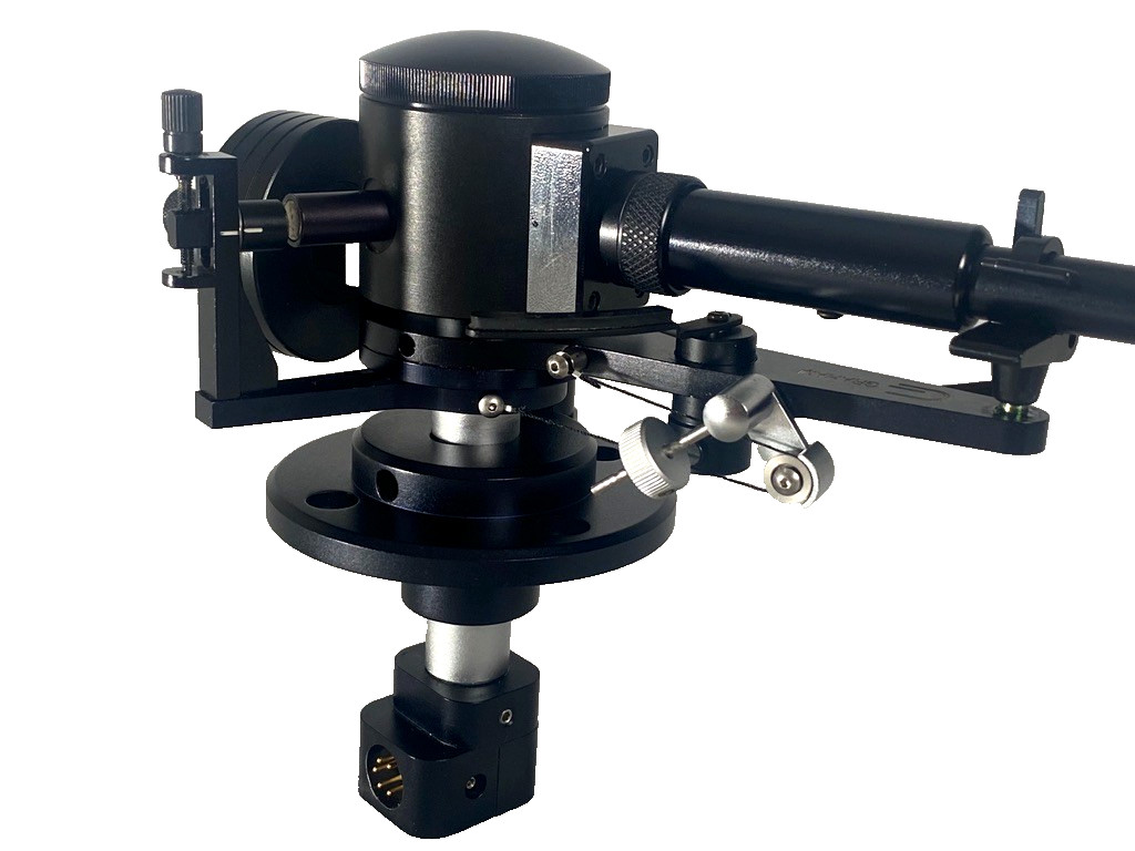 Graham Engineering PHANTOM III, w/ Two Armwands, Accessories, Mint Condition