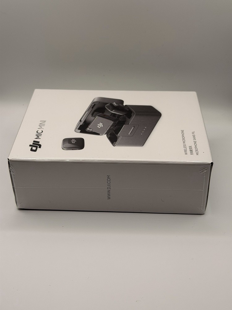 DJI Mic Mini Wireless Microphone System 2TX + 1RX Charging Case Vlog Streaming