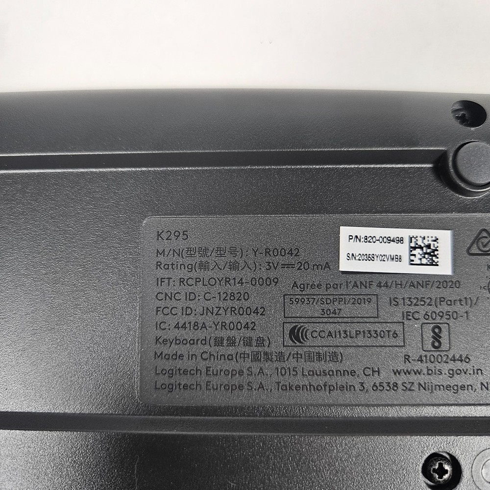 Logitech MK295 Wireless Keyboard w/ SilentTouch Technology