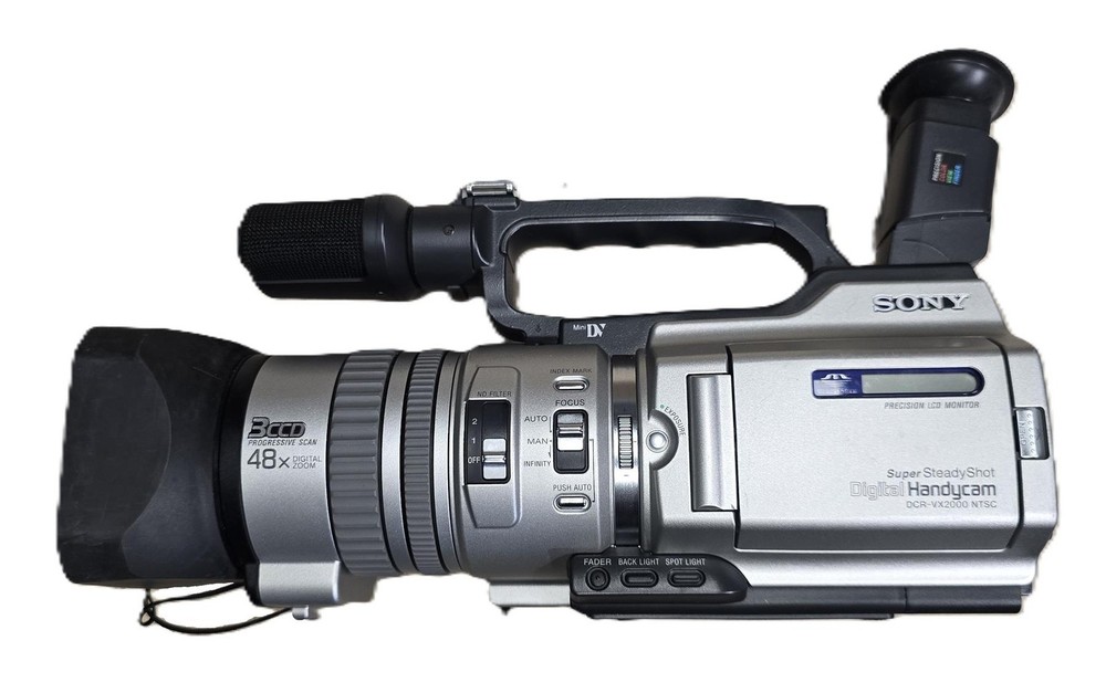Sony DCR-VX2000 MiniDV 3CCD Camcorder