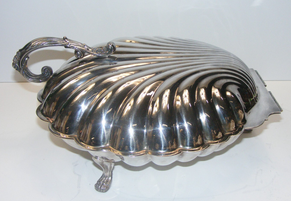 Vintage Silverplate Covered Double Dish Hinged Scalloped Clam Shell Shape