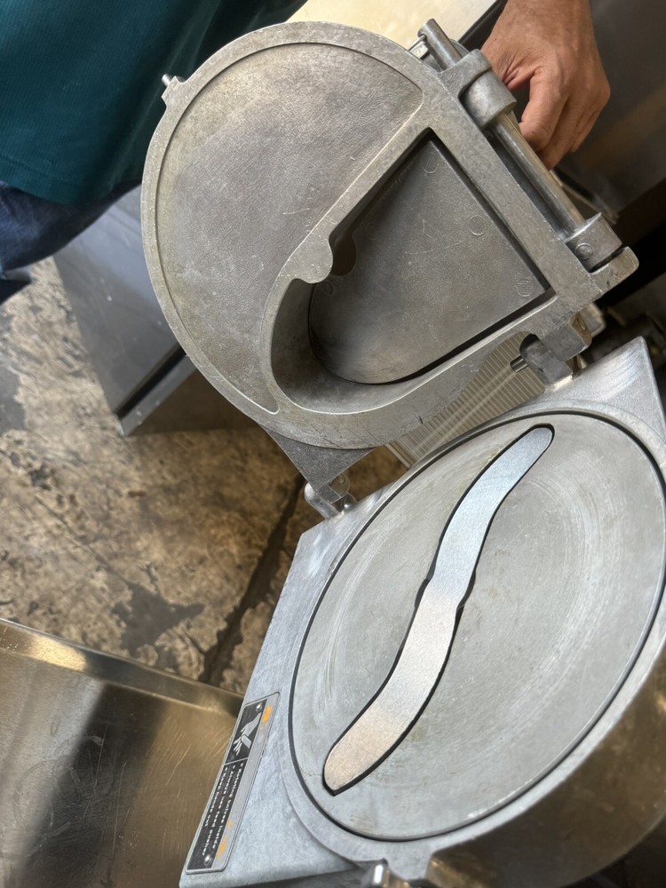 HOBART BUFFALO CHOPPER FOOD PROCESSOR MODEL 84145