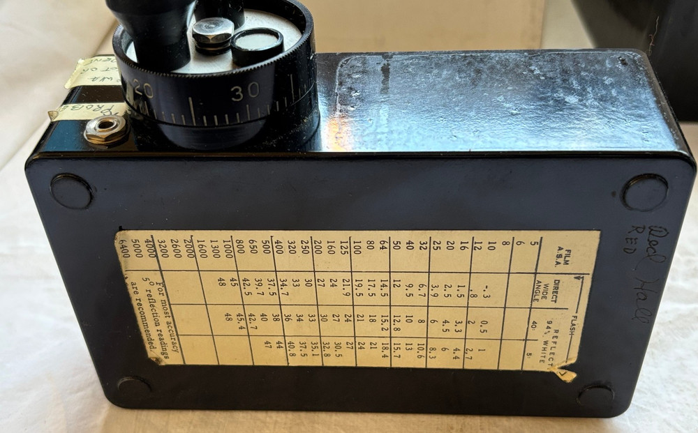 Mornick Light Master Model 110 Photo Meter Strobe Flash Constant Light w Manual