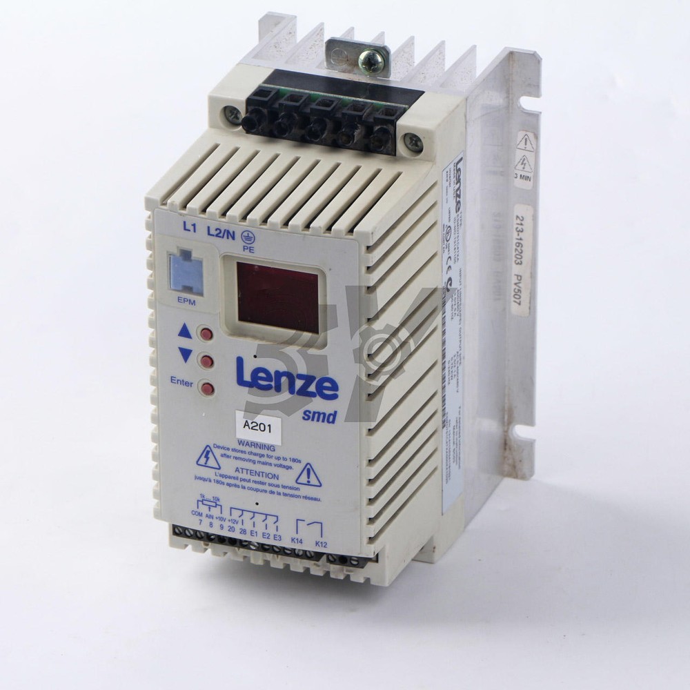 Used 1PC Lenze ESMD751C4TXA frequency converter