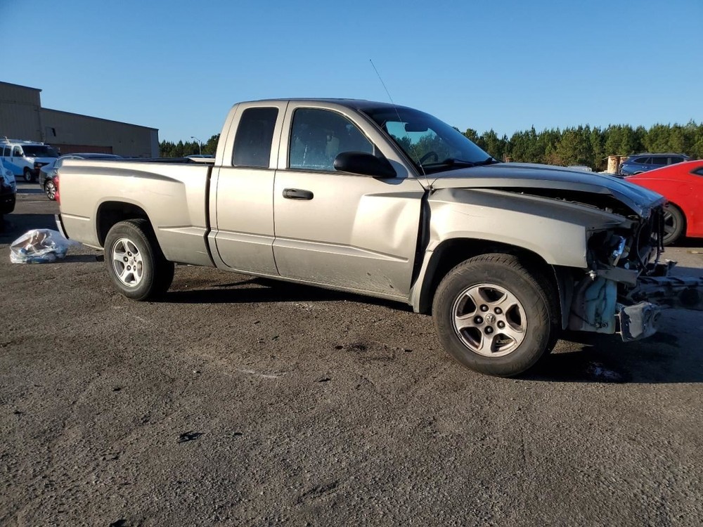 Fuse Box Engine Fits 05-07 DAKOTA 4954548