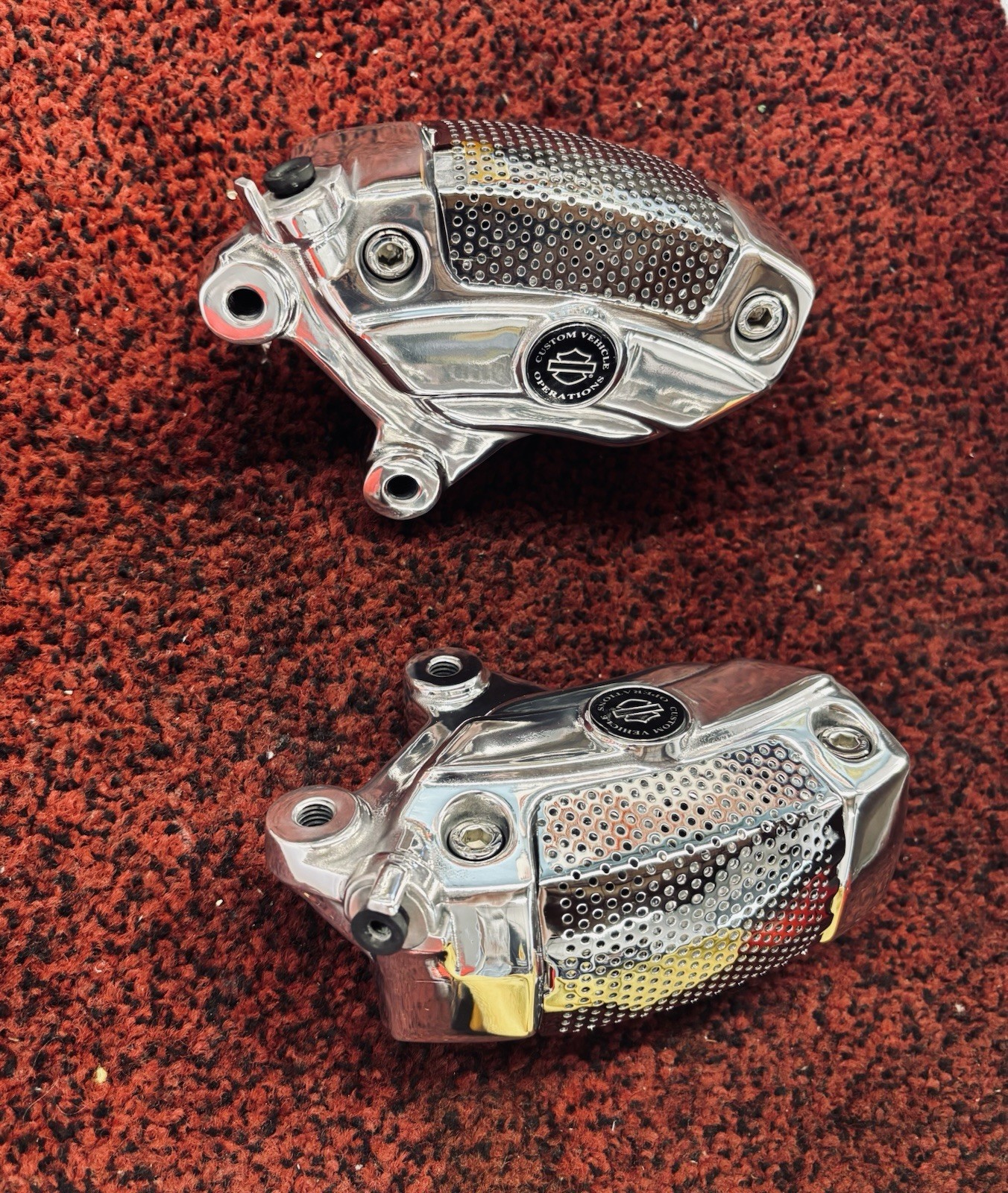 2 GENUNE CVO TOURING Harley-Davidson Front Brembo Brake Calipers Shown 443203-08