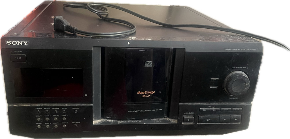 Sony CDP-CX220 mega storage compact disc player