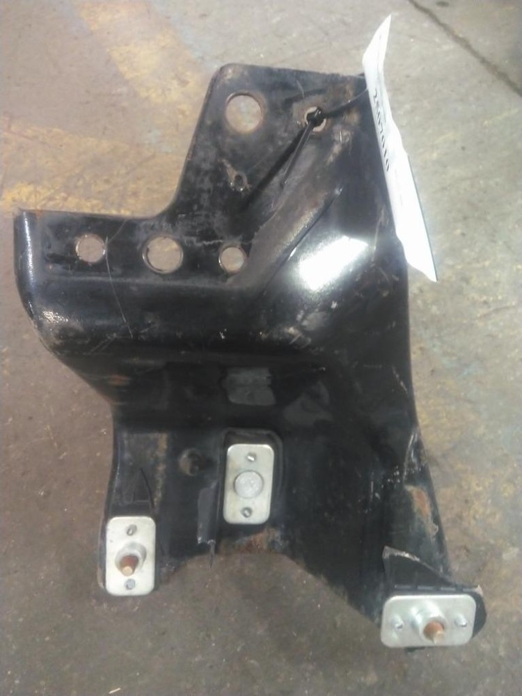 For 2020 INTERNATIONAL LT BUMPER BRACKET Left , OH