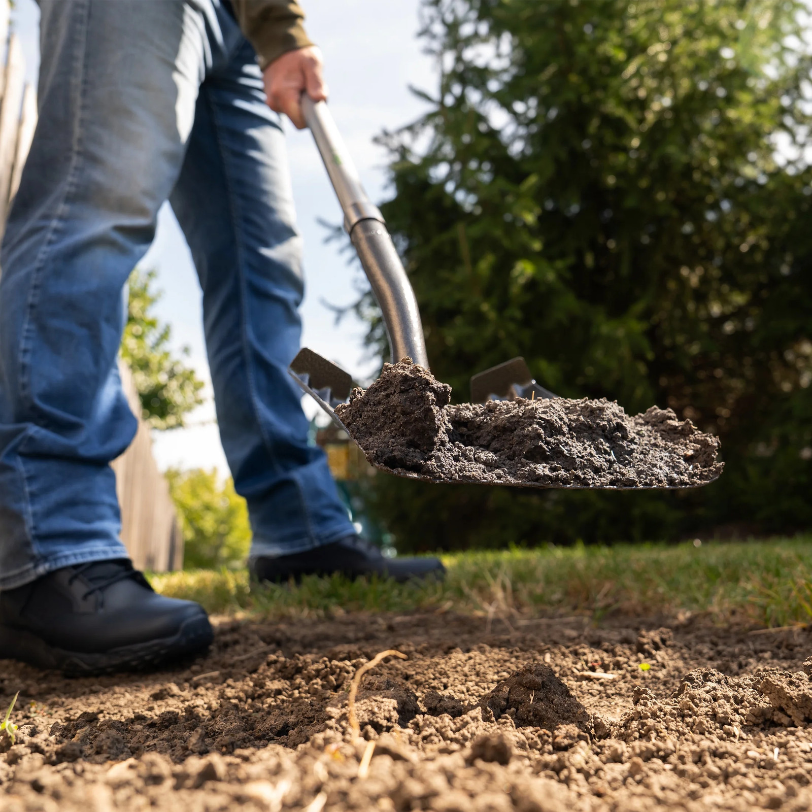 Expert Gard/ner Fiberglass Long Handle Transfer Shovel with Comfort End Grip