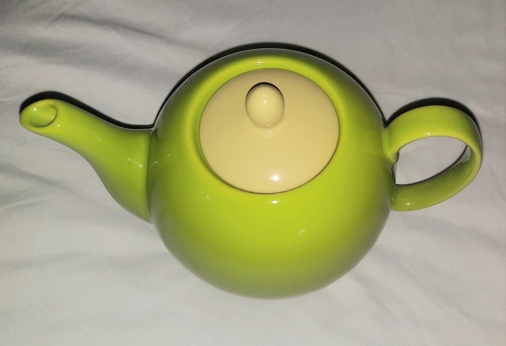 Classic Sienna Tea Set