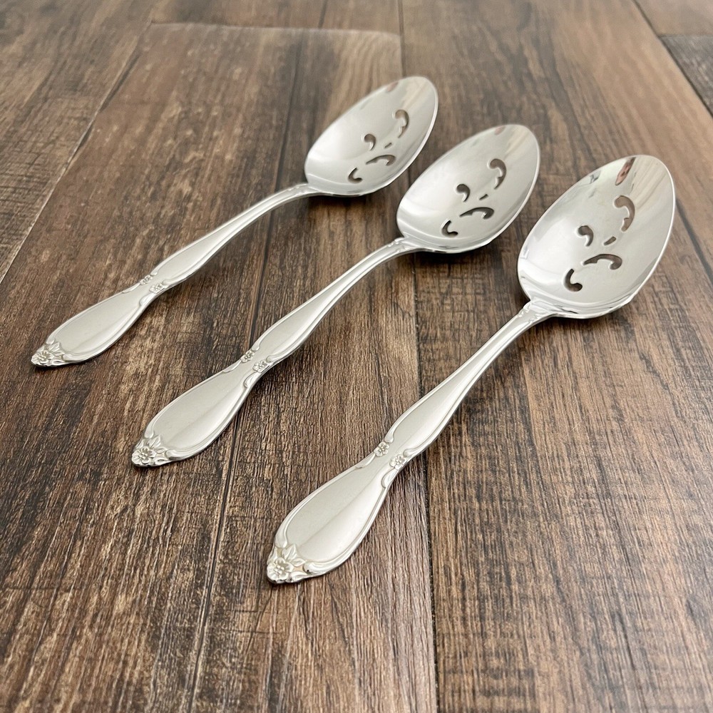 Oneida Chatelaine (3) Pierced Serving Spoon Stainless 8 1/4in Replacement