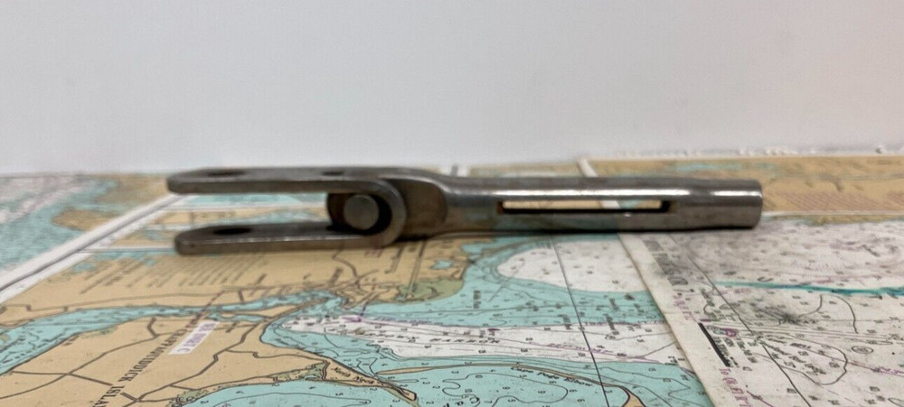 Toggle Jaw Turnbuckle 1/2” Thread x 5 3/4” Body
