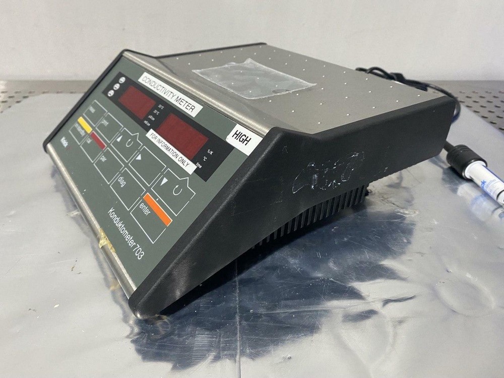 Knick 703 Laboratory Conductivity Meter