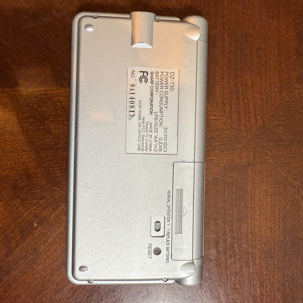 Vintage Sharp Wizard Oz-730 Electronic Organizer Pocket Computer w/cable