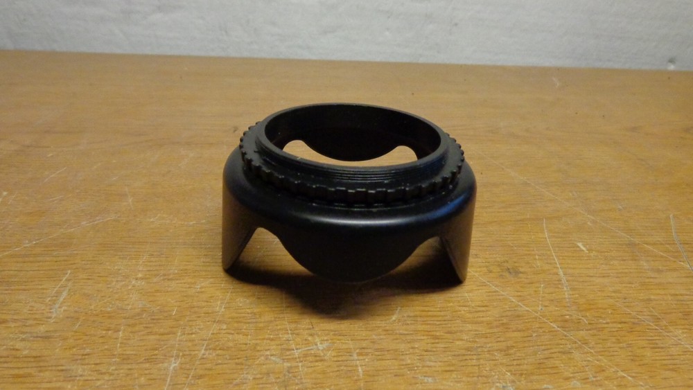 58mm Hard Tulip Shaped Lens Hood XTech