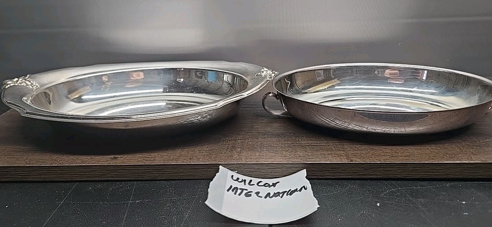 Vintage WILCOX International Silver Co Oval Silverplate 7112 Bread Serving Tray