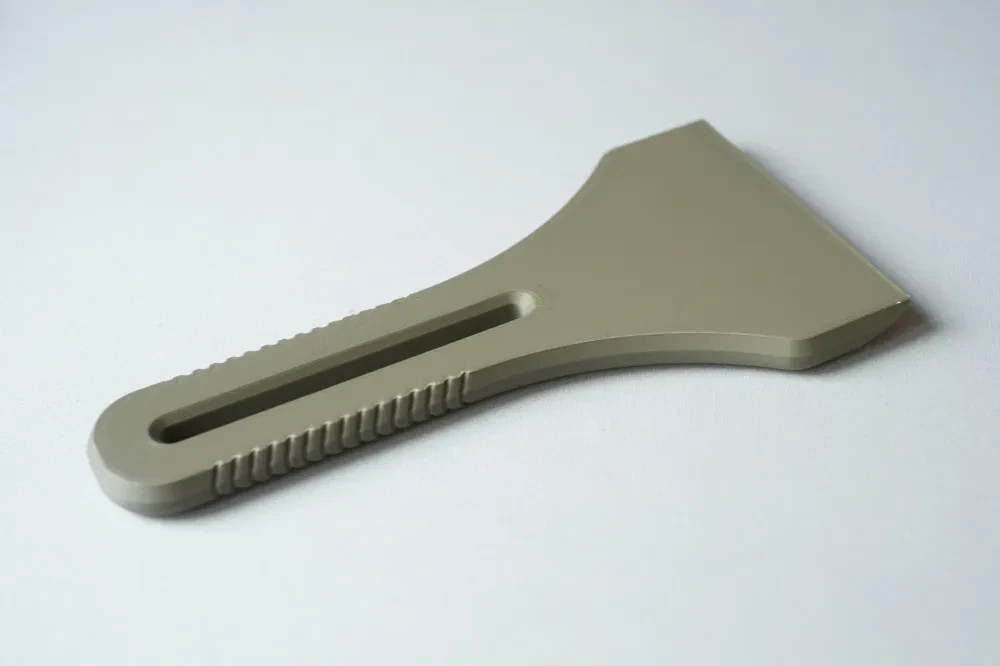 Easy to use multi-use Ice Scraper