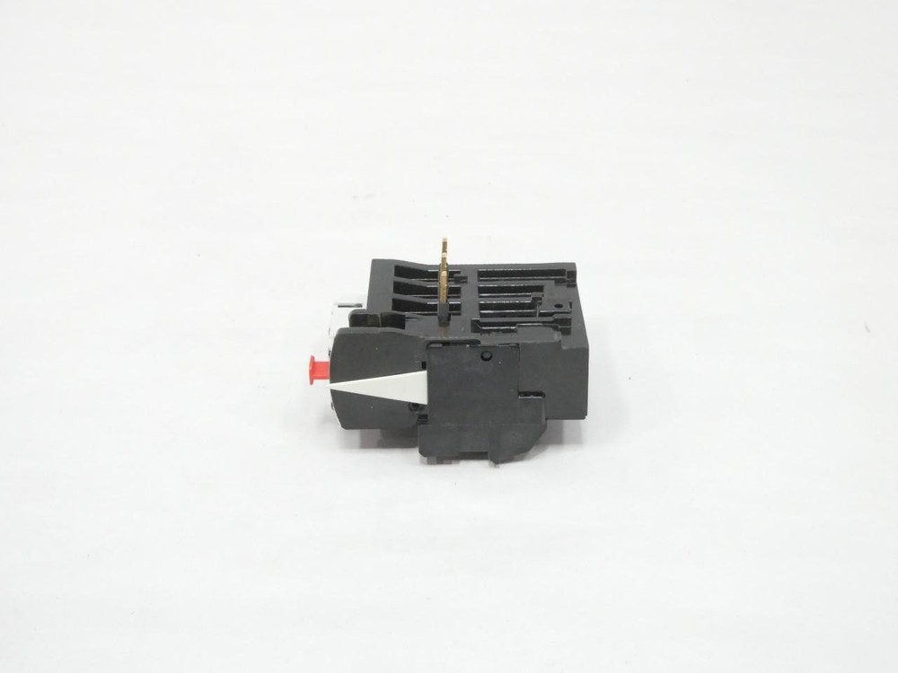 Omron J7TKN-A-E9 Overload Relay 0.6-0.9a Amp