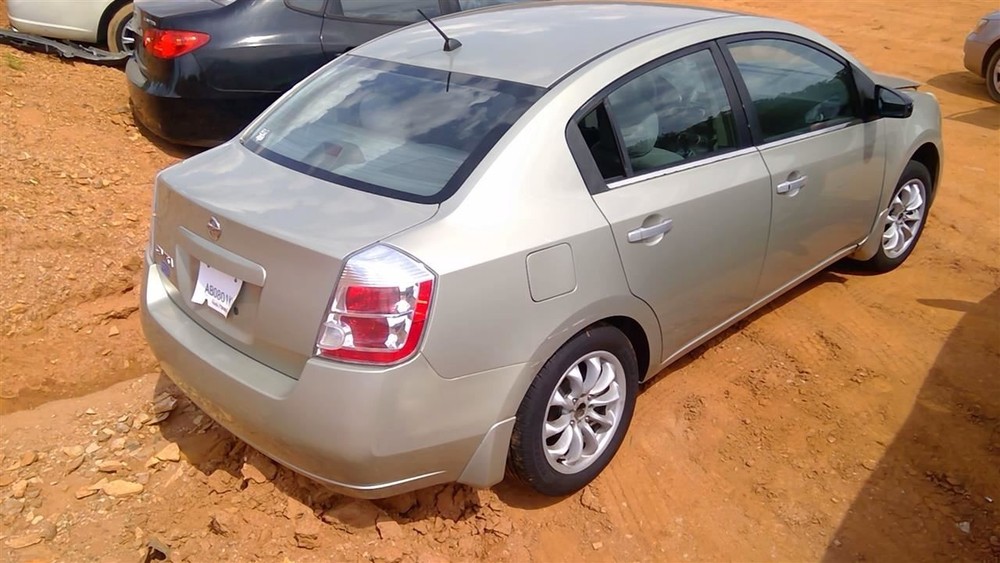 Engine ECM Electronic Control Module 2.0L Automatic CVT Fits 08 SENTRA 253552
