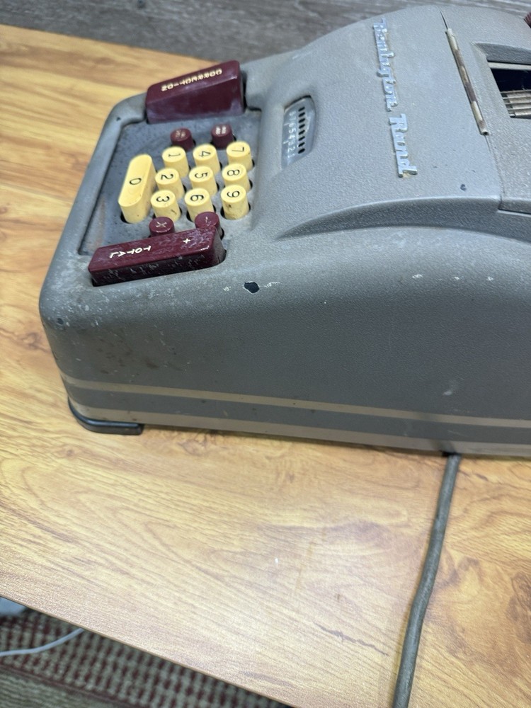 VTG Remington Rand Electric Adding Calculating Bookkeeping Adding Machine USA