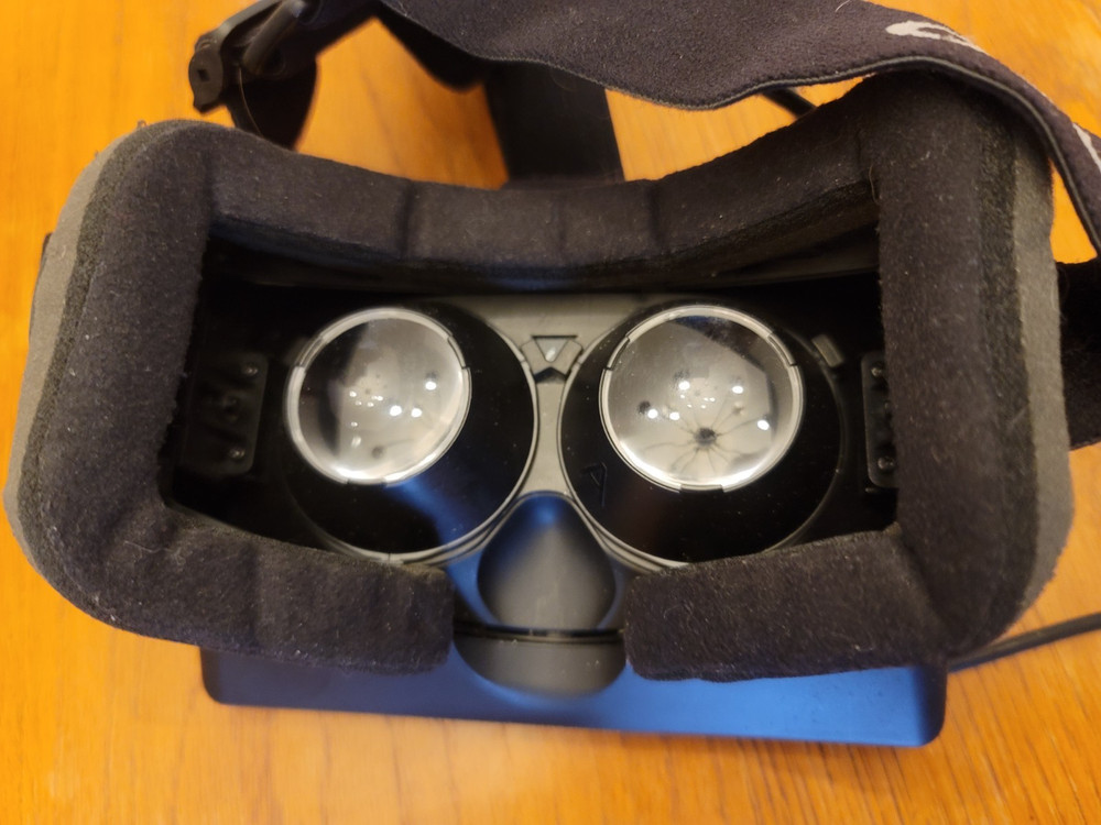 2013 Oculus Rift VR Development Kit Virtual Reality Headset DK1 w/ Case