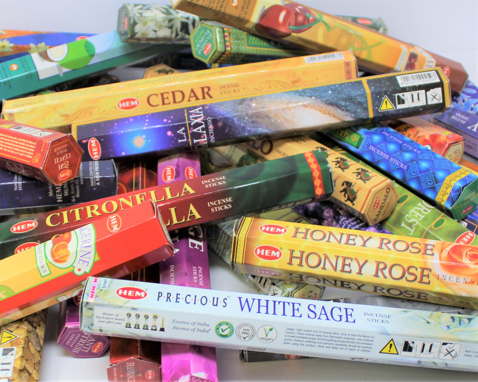 Hem Incense: Pack of 20 Sticks. CRAZY SALE OFFER - BUY 4 GET 4 FREE!