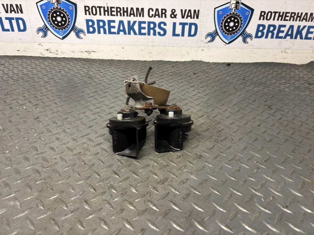 VW POLO (2012) - HORN E9703881157