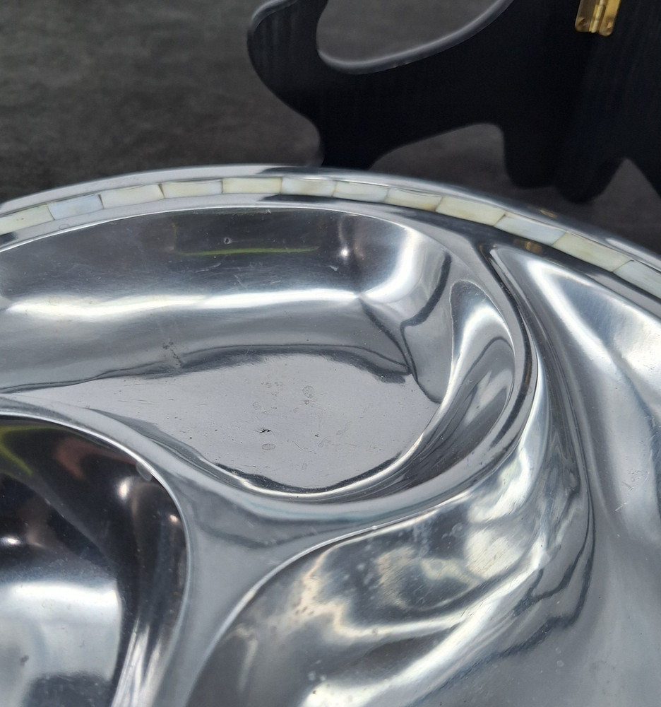 Towle Silversmith 12" Divided Bowl Mother of Pearl inlaid edge Made in India