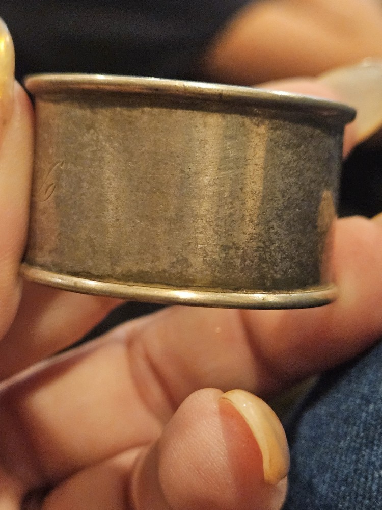 Towle Sterling napkin ring 8640    12 grams