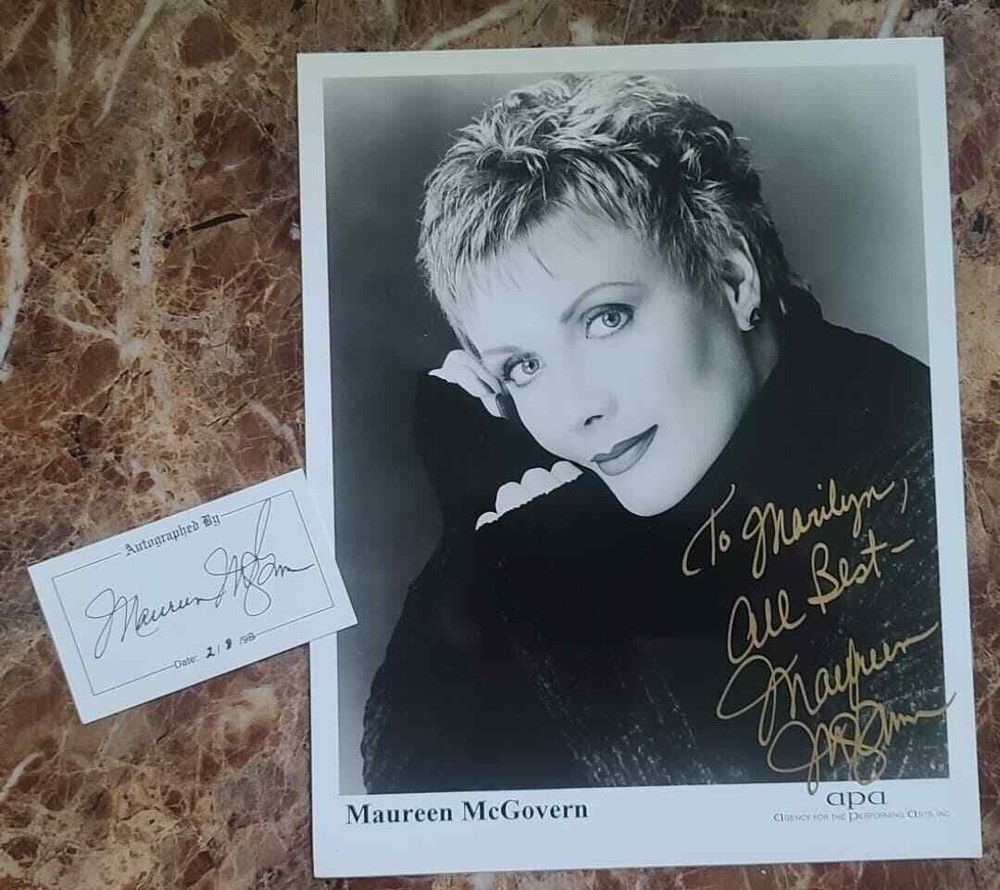 Maureen McGovern autographed signed 8x10 & Card