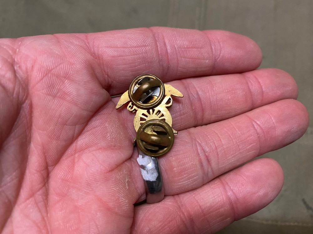 ORIGINAL WWII US ARMY OFFICER QUARTERMASTER CORPS SHIRT CAP COLLAR INSIGNIA