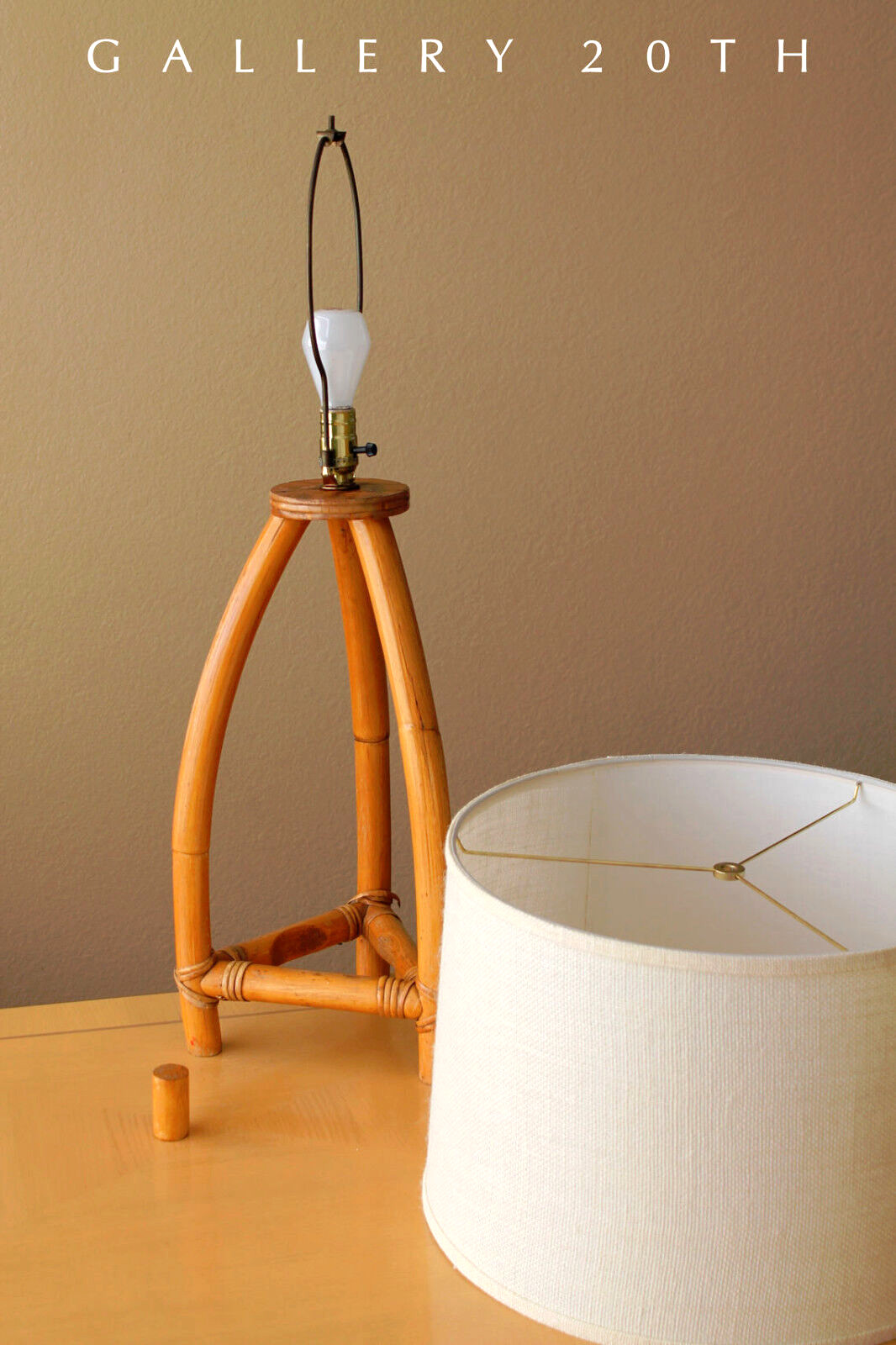 AWESOME! MID CENTURY BAMBOO TABLE LAMP! VTG 50'S 60'S SOUTH PACIFIC LIGHT TIKI