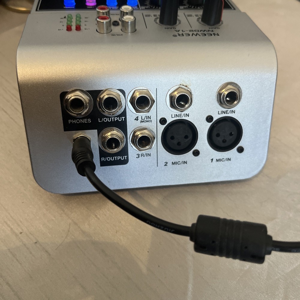 Neewer NW02-1A Mixer w/ Phantom Power