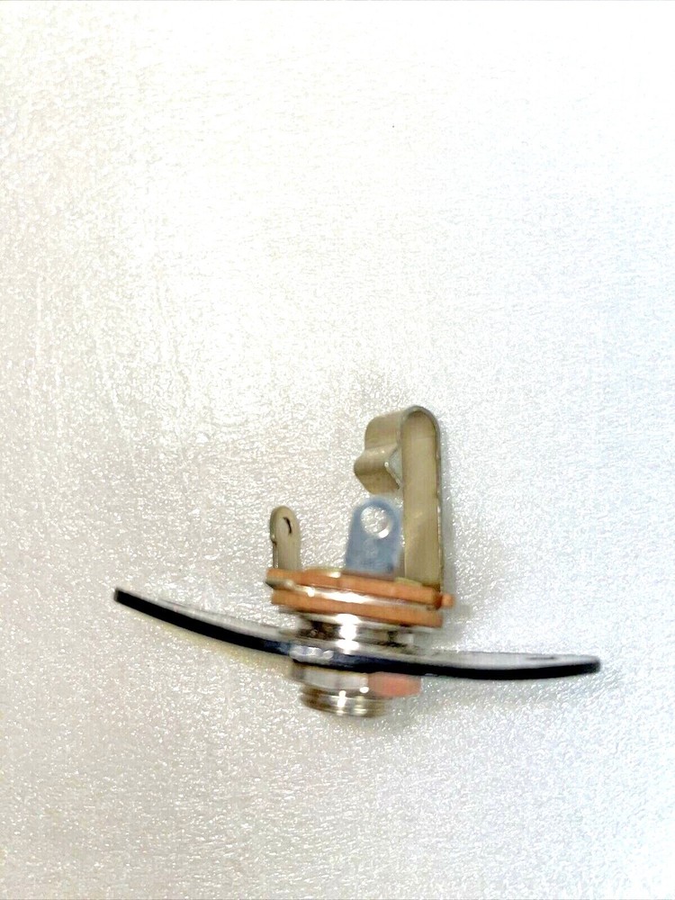 Electric Guitar Output Jack With Black Collar