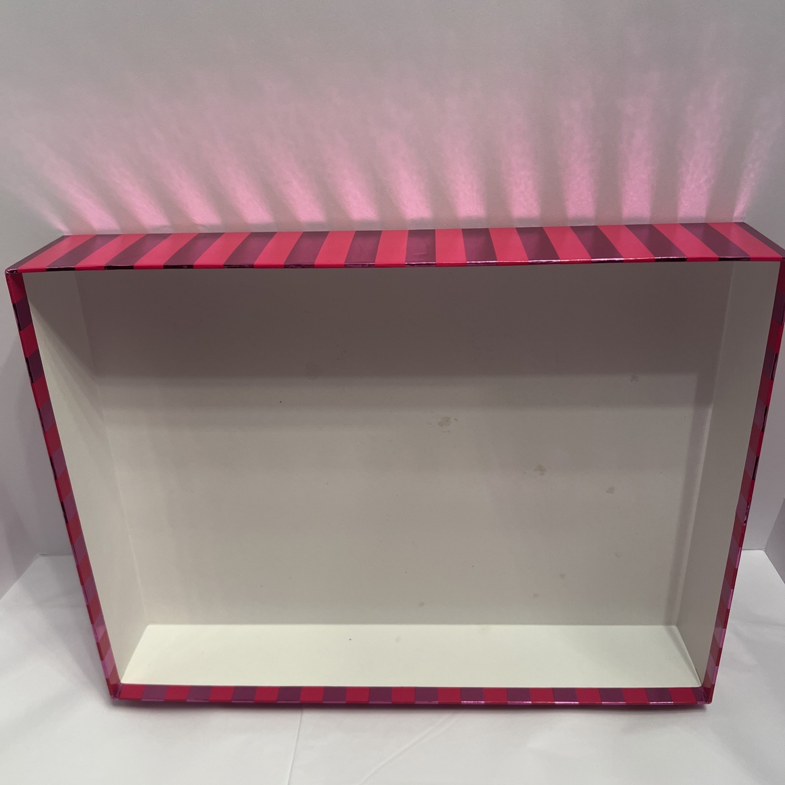 VICTORIA’S SECRET PINK STRIPED Display BOX 16" x 12.27" X 6.57”Empty