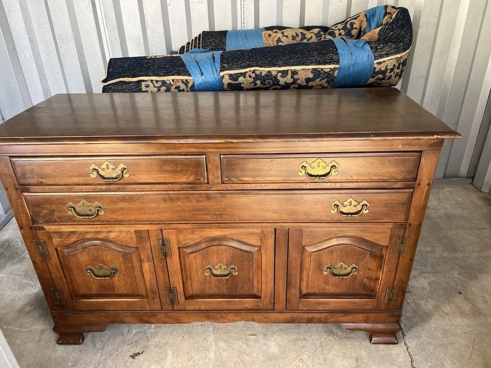 Cushman Colonial sideboard/buffet