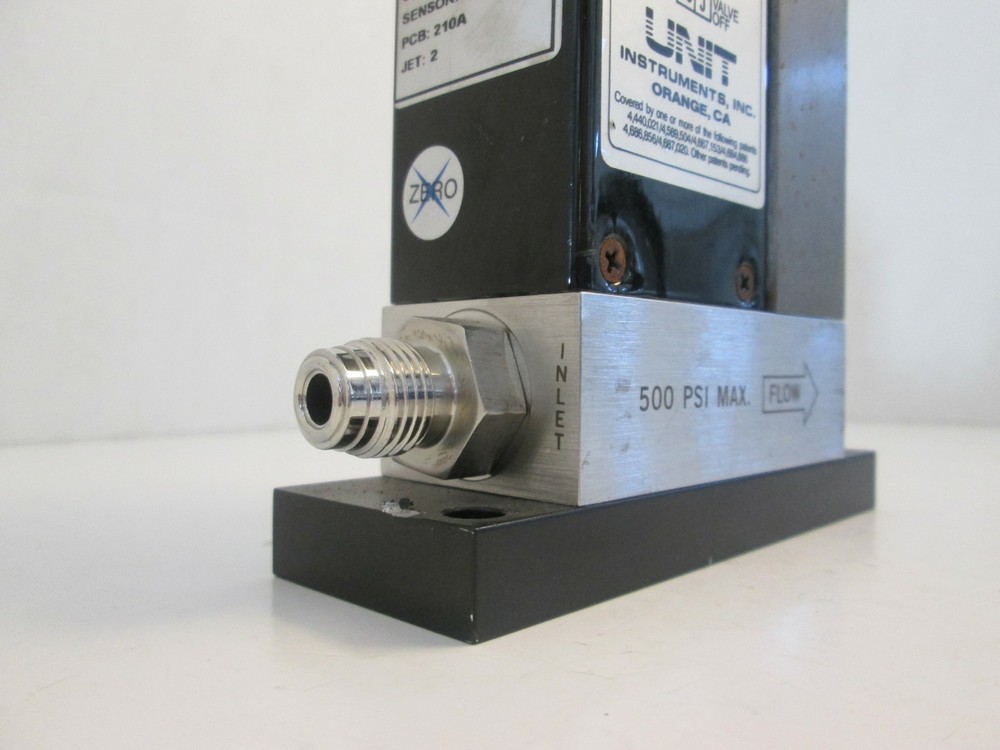 Unit UFC-1100A Mass Flow Controller MFC, N2, 500 SCCM