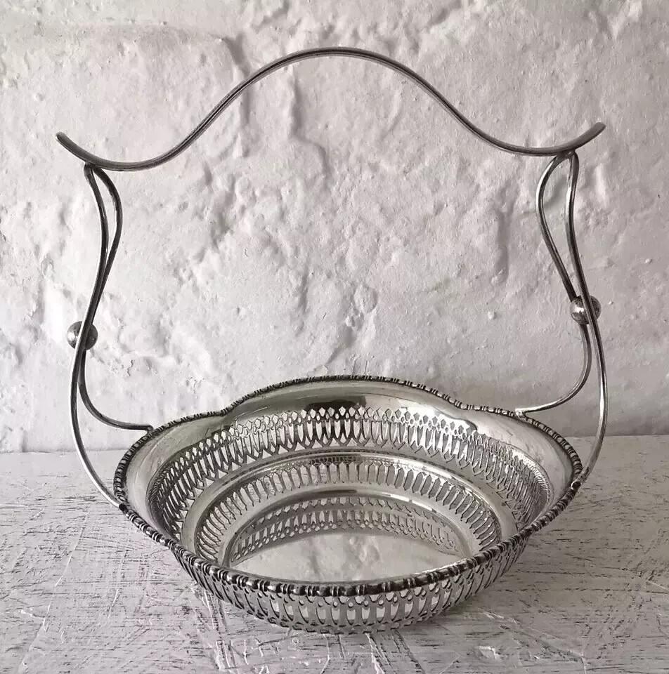 Mappin & Webb Solid Silver Cake Basket - Sheff. 1905