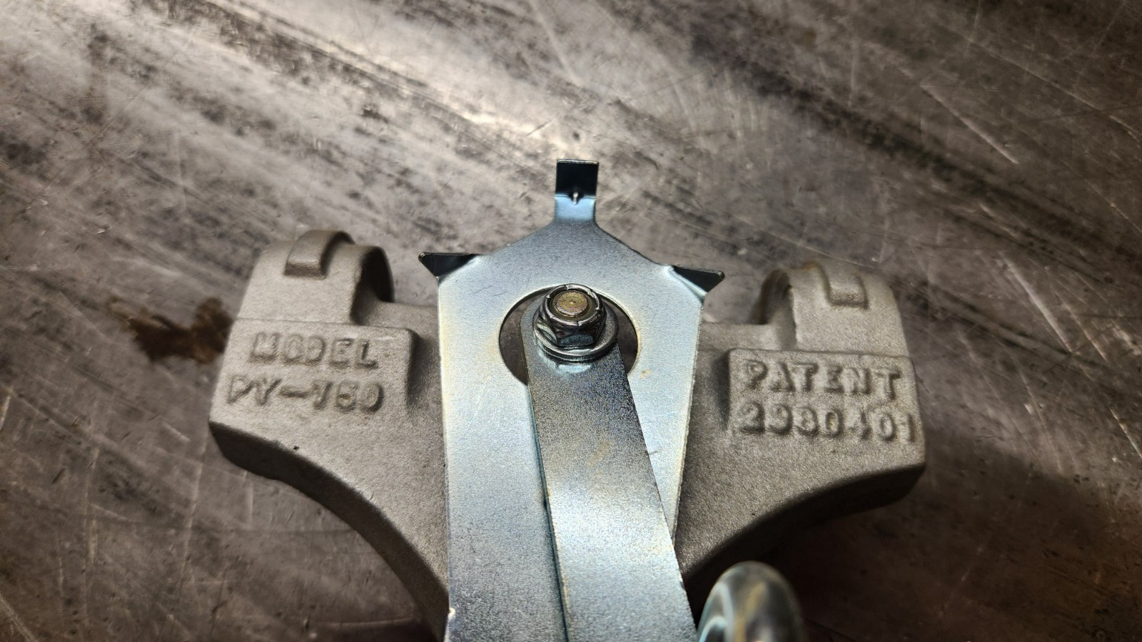 NEW GMP 75000 750 Aluminum Lashing Cable Block Sheave Utility Power Line Tool.