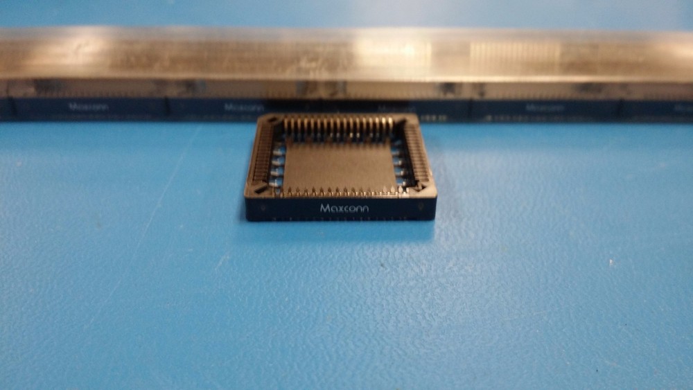 (5 PCS) MSM-PLCC-68-TX MAXCONN 68 PIN PLCC SOCKET SMD