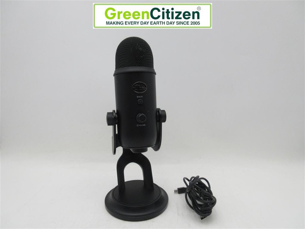 Blue Yeti USB Multi-Pattern Condenser Microphone