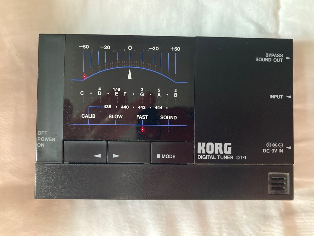 KORG Digital Tuner DT-1 with rare case!