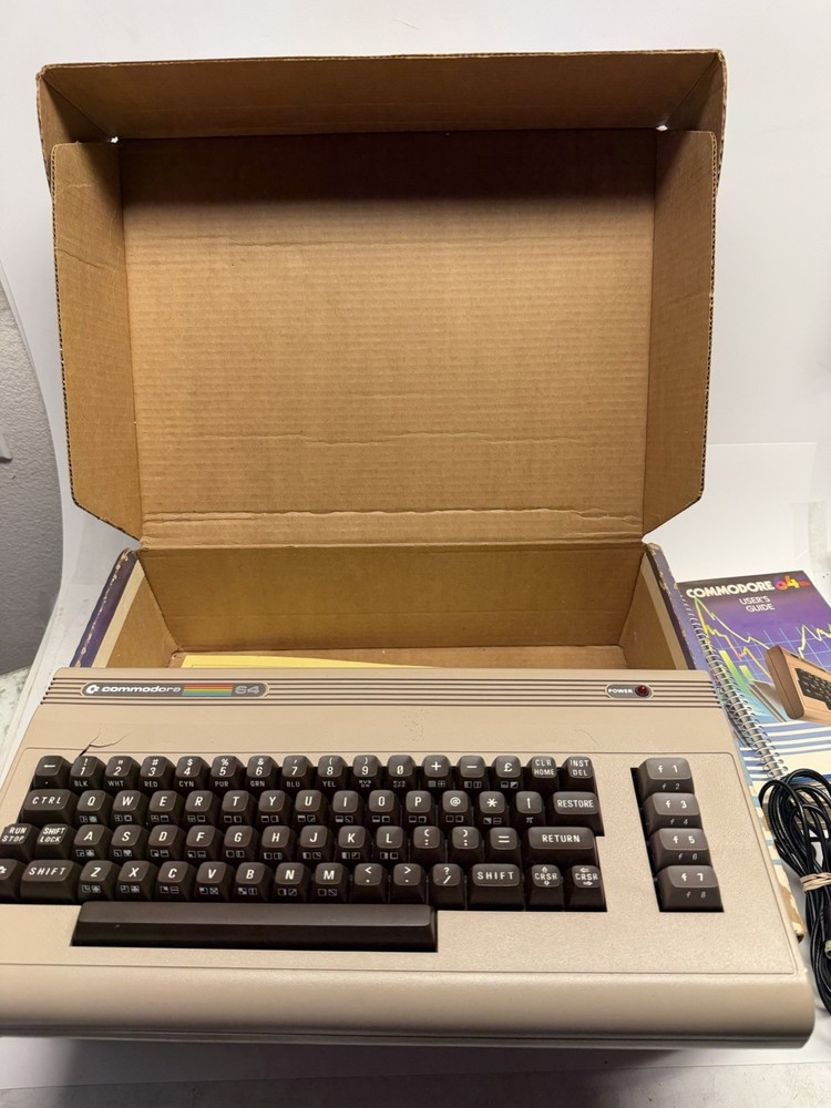 VINTAGE 1992 Commodore 64 C64 Breadbin Computer System - Cosmetic Damage -