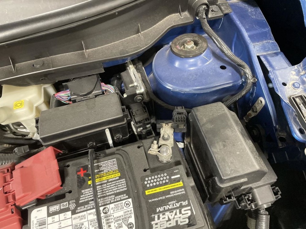 Complete Console Front Floor Fits 18-21 KICKS 1031027