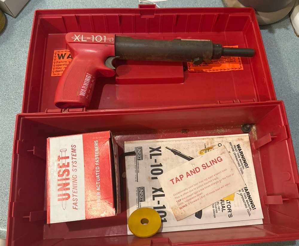 Gunfix Xl-101 Low Velocity Stud Driver Power Actuated Tool with nails and case