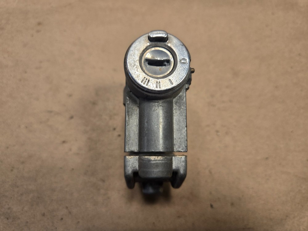 MG MGB Midget Column Lock BHM7143