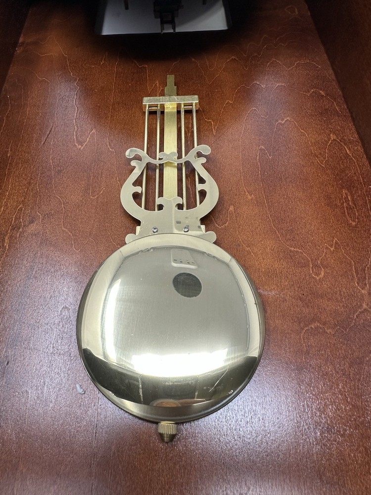 Howard Miller Everett 625-253 Chiming Wall Clock Winsor Cherry